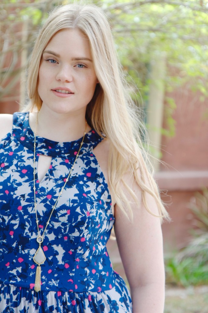 Spring Florals with Gwynnie Bee