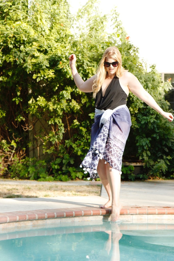 3 Ways to Wear a Sarong