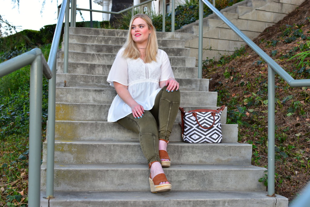 Gozon white lace blouse and Moto leggings 